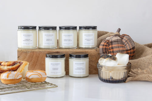 Mini soy candles from the fall collection in various cozy scents. Perfect for travel, gifting, and sampling